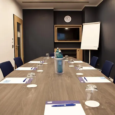 Hotel Express - Muelheim - Ruhr By Ihg 3*